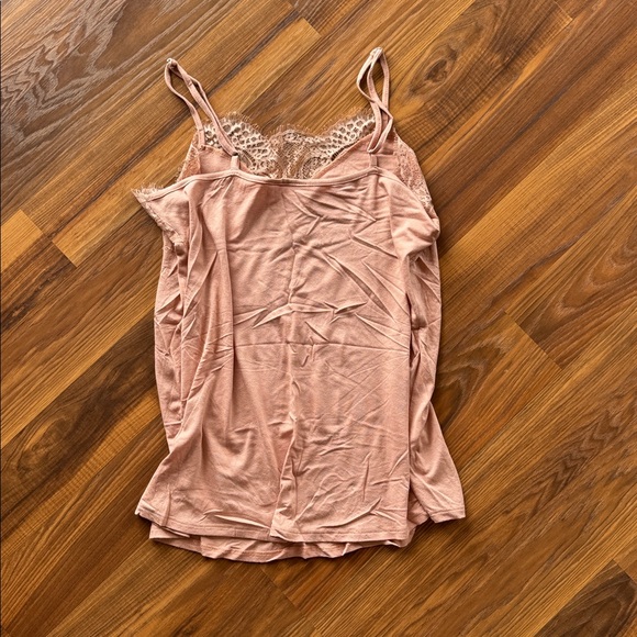 Tank - Picture 2 of 2